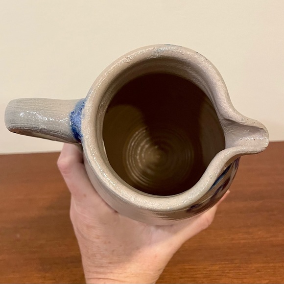 Vintage German salt glazed pottery pitcher 1 liter VGUC - Picture 5 of 6